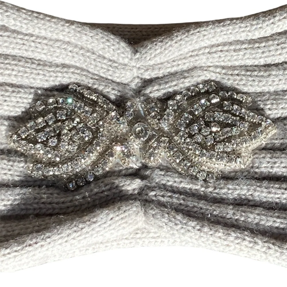 Regency Rhinestone Turban Ring Hat in Grey EUC